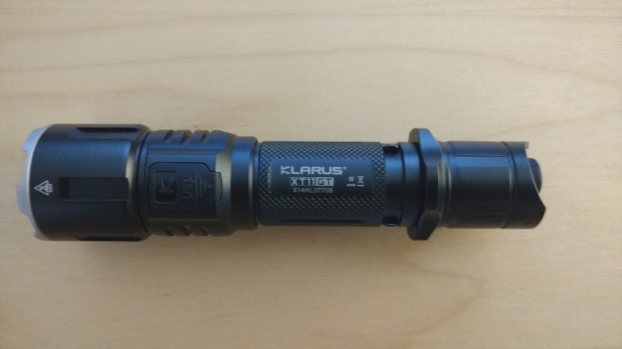 Die Klarus XT11GT Taktische Taschenlampe
