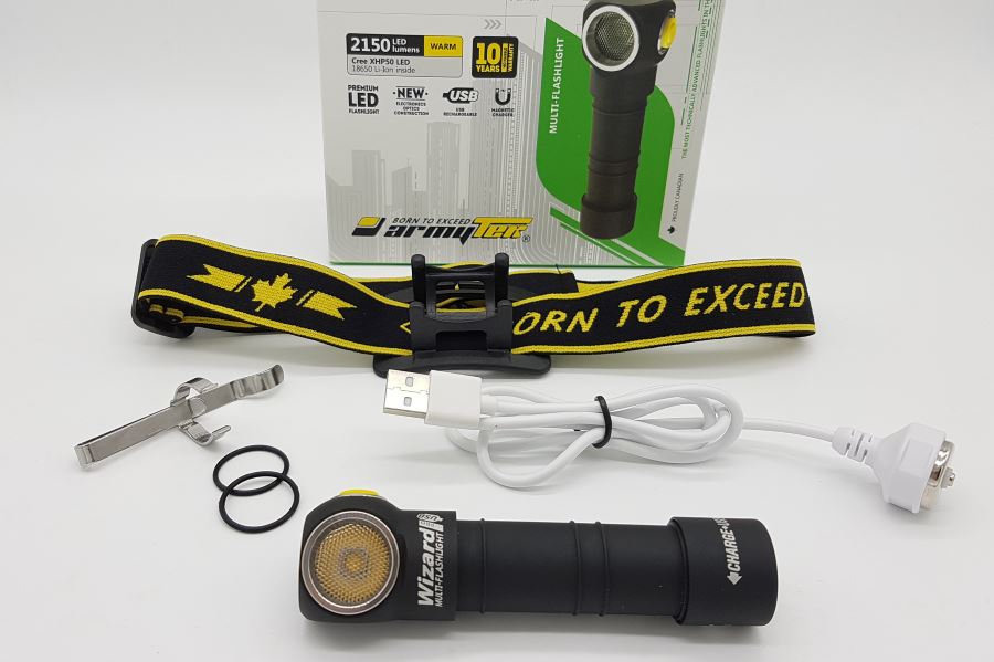 Armytek Wizard Pro USB LED Stirnlampe mit Zubehör und Verpackung