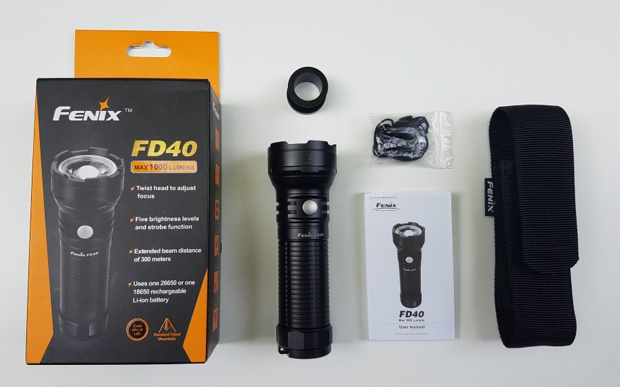 Fenix FD40 mit Zubehör und Verpackung