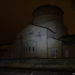 Armytec Prime C2 Pro Friedhofsgebäude Armytec Prime C2 Pro Friedhofsgebäude