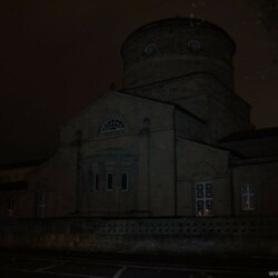 Olight H1R Beamshot Friedhof