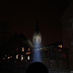 Klarus G35 Beamshot Kirchturm Klarus G35 Beamshot Kirchturm