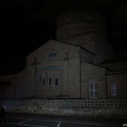 Armytek Elf C1 Beamshot Friedhof Armytek Elf C1 Beamshot Friedhof