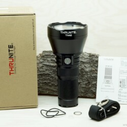 ThruNite TN42 Thrower LED Taschenlampe mit Zubehör ThruNite TN42 Thrower LED Taschenlampe mit Zubehör